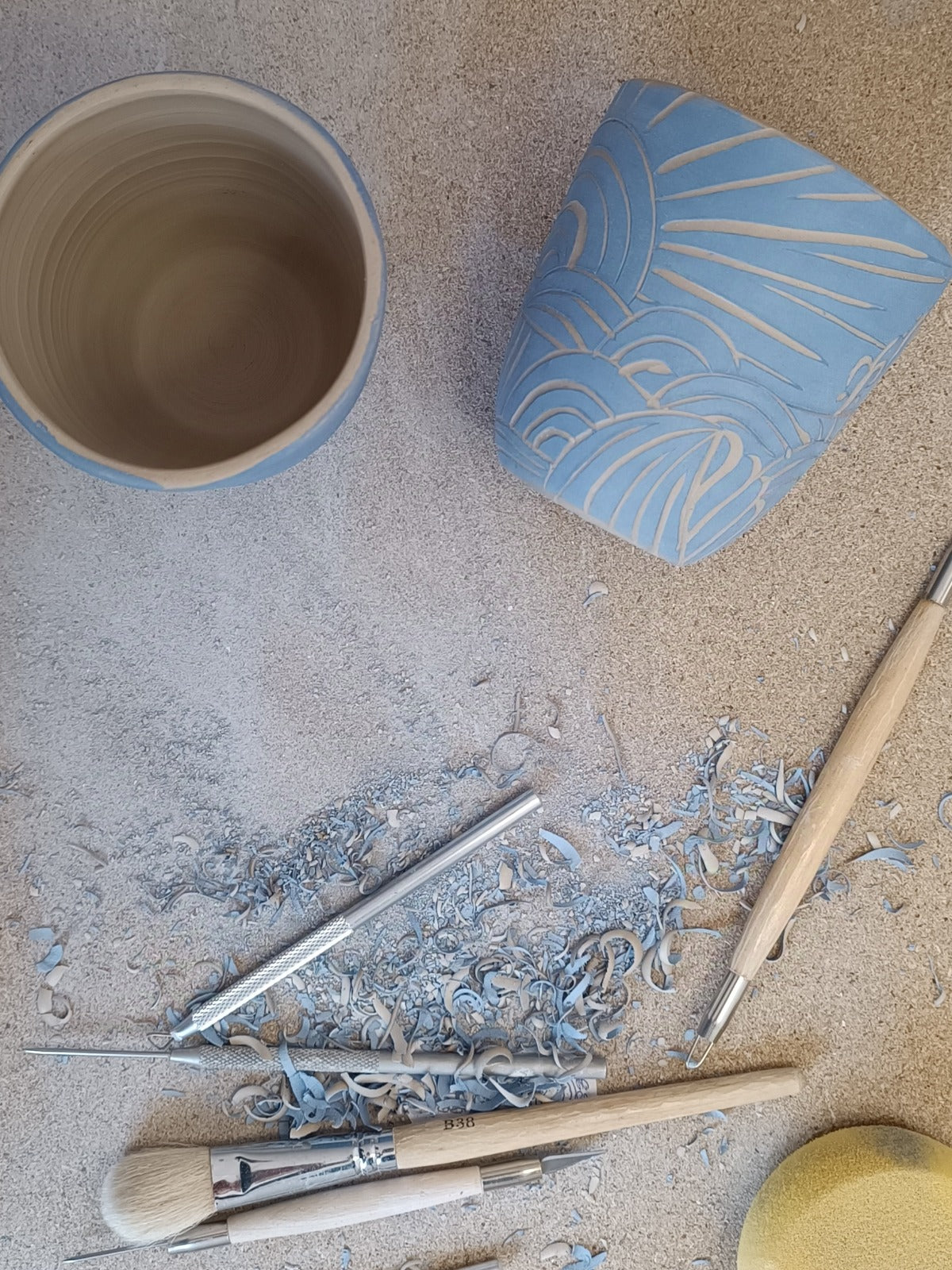 Sgraffito Workshop: Handgemachte Keramik gravieren